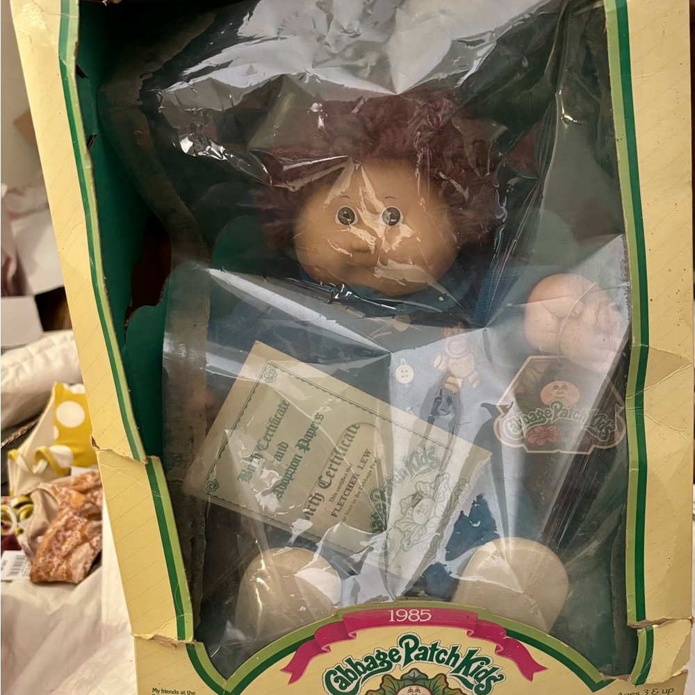 Vintage Cabbage Patch Kids Boy Doll with Brown Hair 1985 Fletcher Lew DOB Nov 1